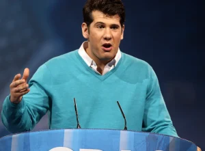 Steven Crowder CPAC liar